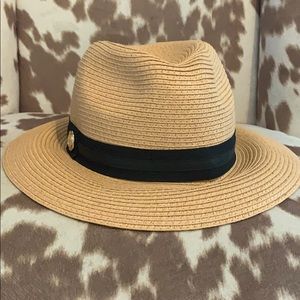 Vince Camuto Straw Hat 👒